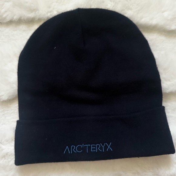 Arc'teryx Word Toque Navy Blue Beanie - Picture 3 of 3